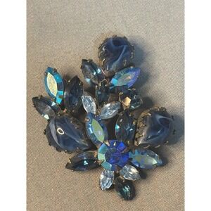 Vintage Regency Blue Art Glass Aurora Borealis Rhinestone Floral Brooch Pin